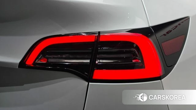 Tesla Model Y id 4986418 из Кореи 15