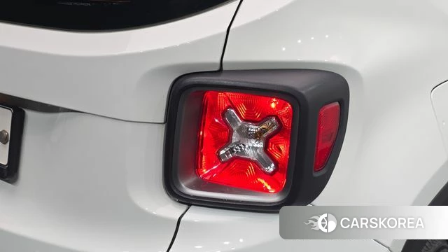 Jeep Renegade id 4930789 из Кореи 15