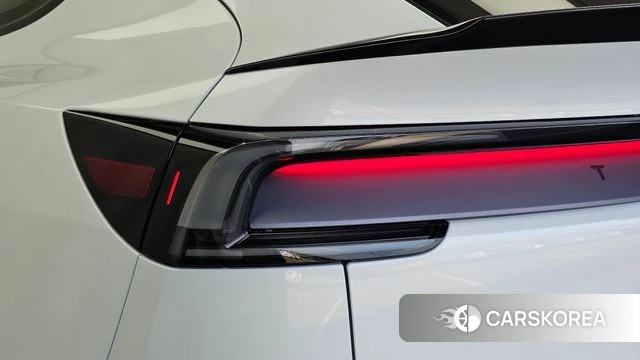 Tesla Model Y id 4920943 из Кореи 15