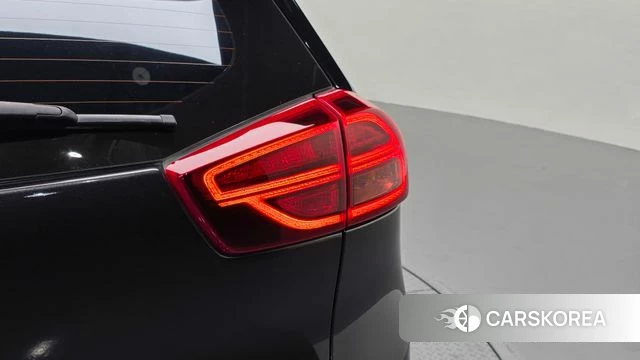 Kia The New Niro id 5040745 из Кореи 15