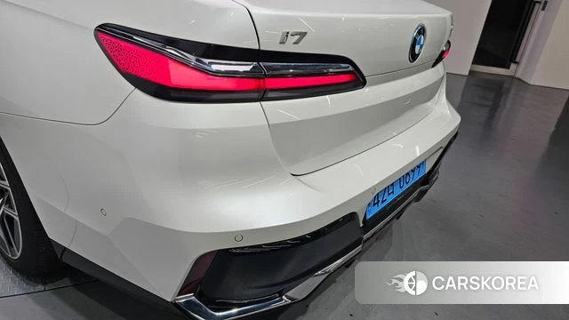 BMW i7 (G70) id 4554684 из Кореи 15