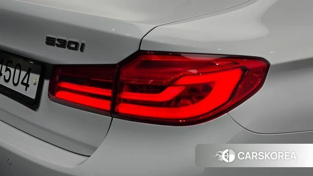 BMW 5 Series (G30) id 4967888 из Кореи 15
