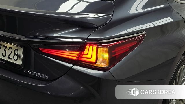 Lexus ES300h 7th generation id 4997273 из Кореи 15