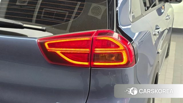 Kia The New Niro id 5023697 из Кореи 15