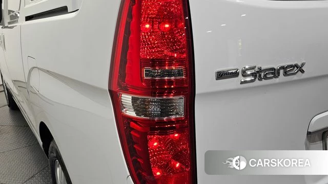 Hyundai The New Grand Starex id 4978047 из Кореи 15