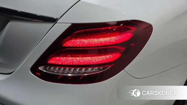 Mercedes-Benz E-Class W213 id 4998784 из Кореи 15