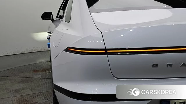 Hyundai Grandeur Hybrid (GN7) id 5002184 из Кореи 15