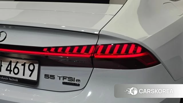 Audi A7 (4K) id 4980946 из Кореи 15