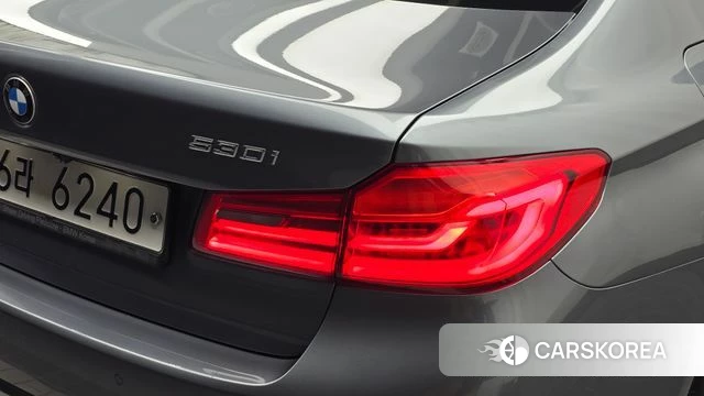 BMW 5 Series (G30) id 5048339 из Кореи 15