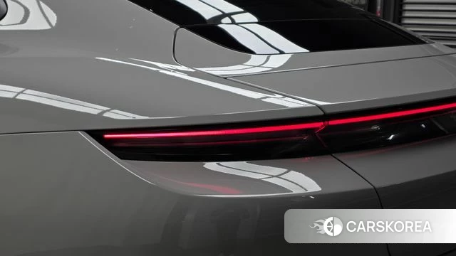 Porsche Taycan id 4757237 из Кореи 15