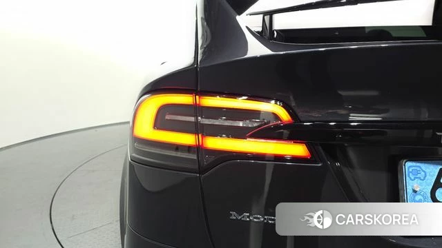 Tesla Model X id 5001698 из Кореи 15