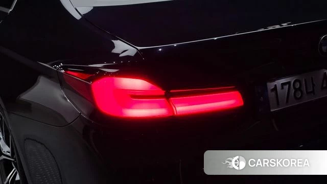 BMW 5 Series (G30) id 4997688 из Кореи 15