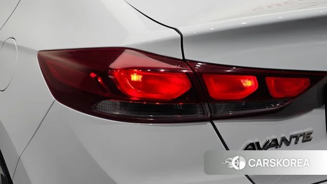 Hyundai Avante AD id 5014124 из Кореи 15