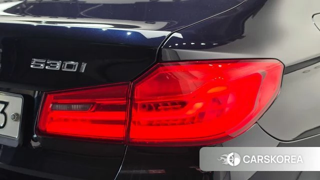 BMW 5 Series (G30) id 4988426 из Кореи 15
