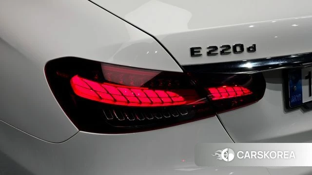 Mercedes-Benz E-Class W213 id 4976577 из Кореи 15