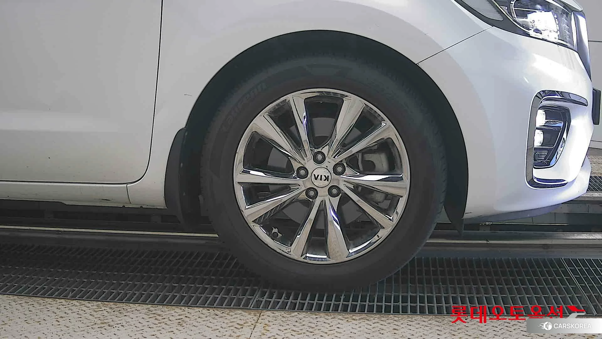 Kia Carnival id 4990106 из Кореи 15