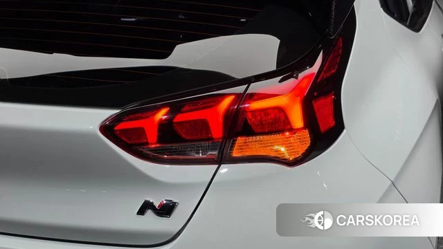 Hyundai Veloster (JS) id 4960085 из Кореи 15