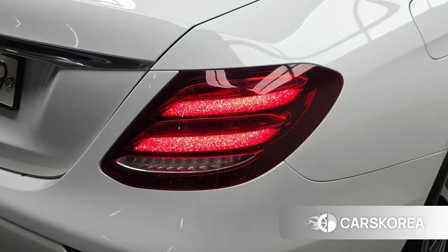 Mercedes-Benz E-Class W213 id 5047979 из Кореи 15