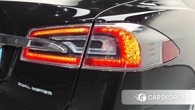 Tesla Model S id 4864668 из Кореи 15
