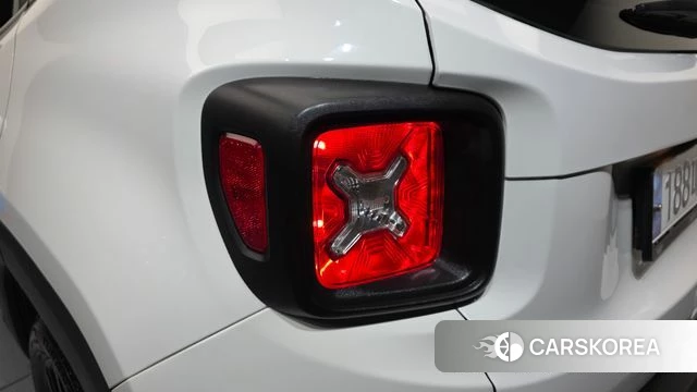 Jeep Renegade id 4996669 из Кореи 15