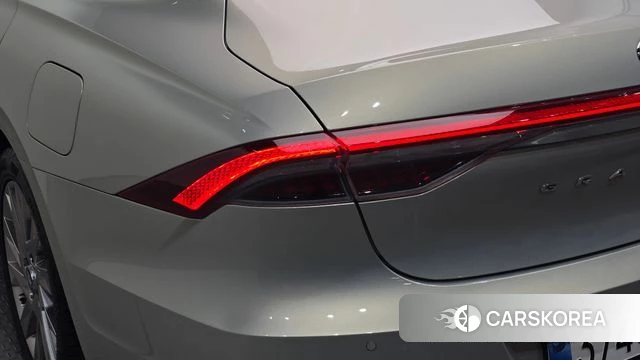 Hyundai The New Grandeur IG Hybrid id 5053712 из Кореи 15