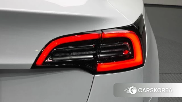 Tesla Model 3 id 4650938 из Кореи 15