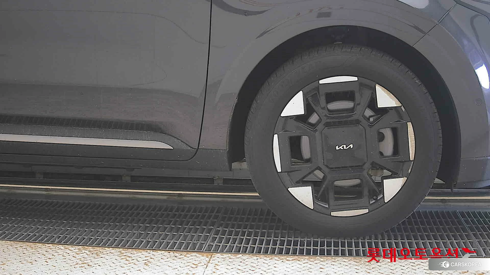 Kia Carnival Hybrid id 4990053 из Кореи 15