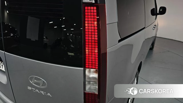 Hyundai Staria id 4695957 из Кореи 15