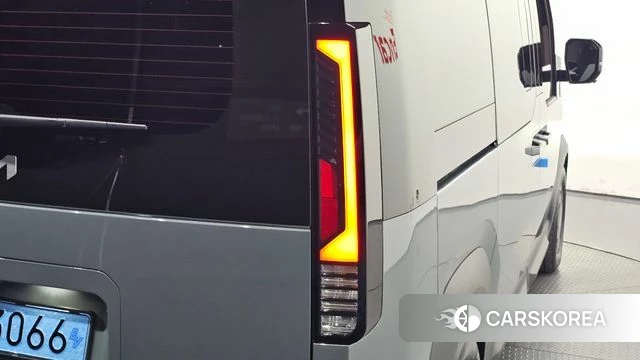 Kia PV5 id 4990242 из Кореи 15