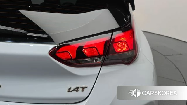 Hyundai Veloster (JS) id 4737639 из Кореи 15