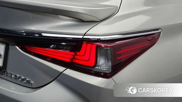 Lexus ES300h 7th generation id 4998662 из Кореи 15