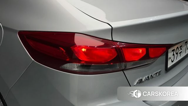 Hyundai Avante AD id 4993621 из Кореи 15