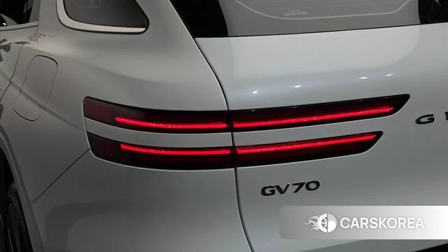 Genesis GV70 id 4958299 из Кореи 15