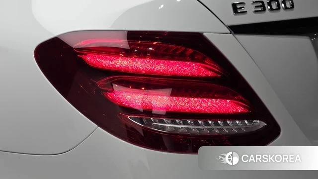Mercedes-Benz E-Class W213 id 5023886 из Кореи 16