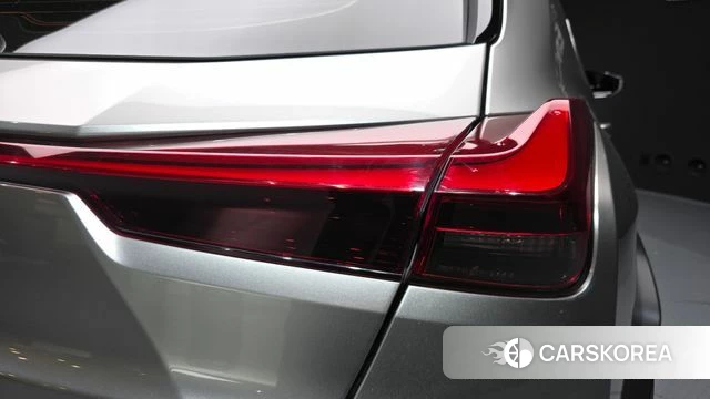Lexus UX250h id 4952781 из Кореи 15