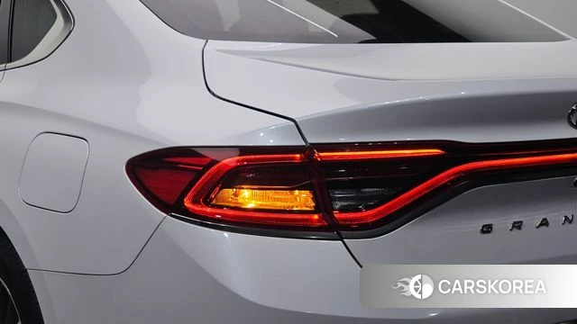 Hyundai Grandeur IG id 5018476 из Кореи 15