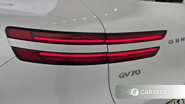 Genesis GV70 id 4976235 из Кореи 15