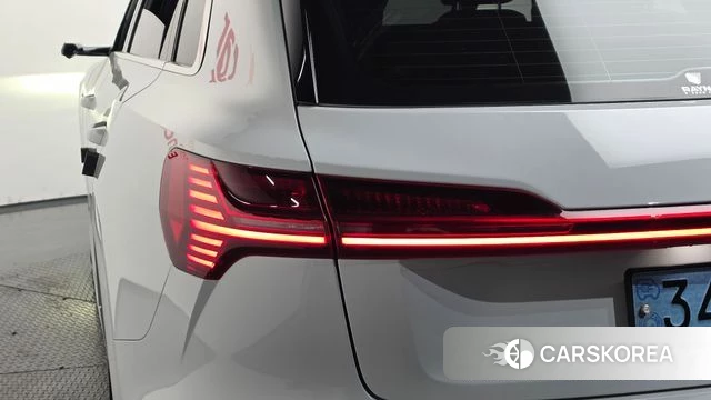 Audi e-Tron id 4982485 из Кореи 15