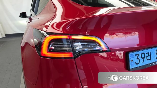 Tesla Model Y id 4880774 из Кореи 15