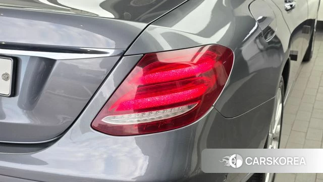 Mercedes-Benz E-Class W213 id 5035788 из Кореи 15