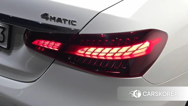 Mercedes-Benz E-Class W213 id 4942373 из Кореи 15