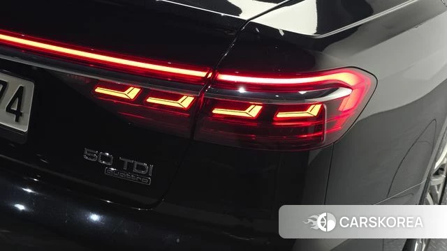 Audi A8 (D5) id 4922733 из Кореи 15