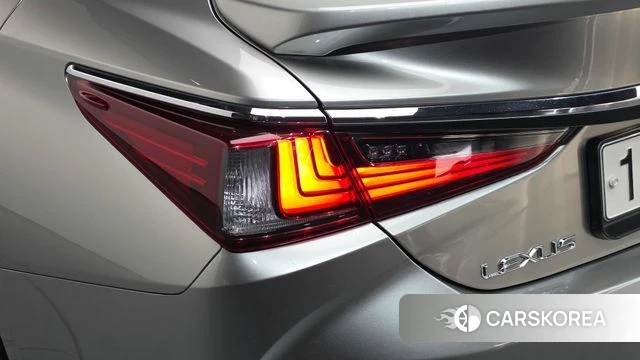 Lexus ES300h 7th generation id 4918679 из Кореи 15