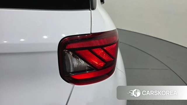 Hyundai Venue id 5013558 из Кореи 15