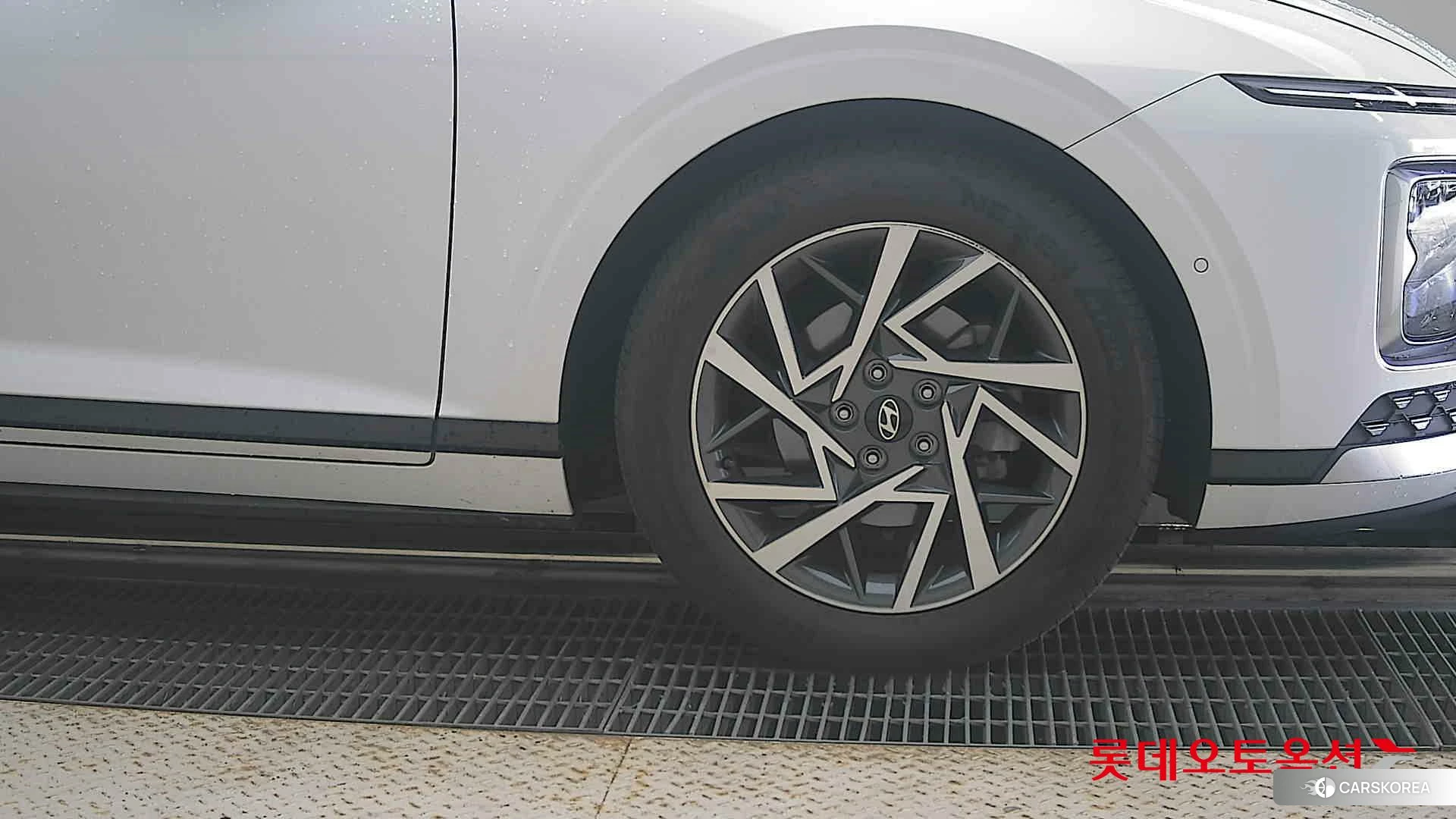 Hyundai Grandeur Hybrid id 4984688 из Кореи 15