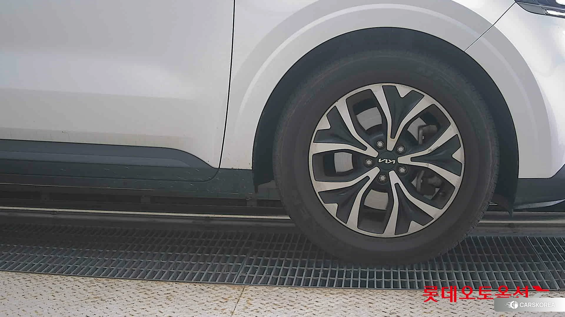 Kia Carnival id 4984707 из Кореи 15