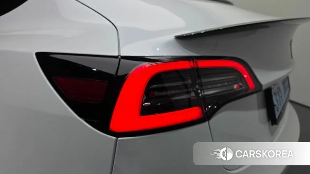 Tesla Model 3 id 4666303 из Кореи 15