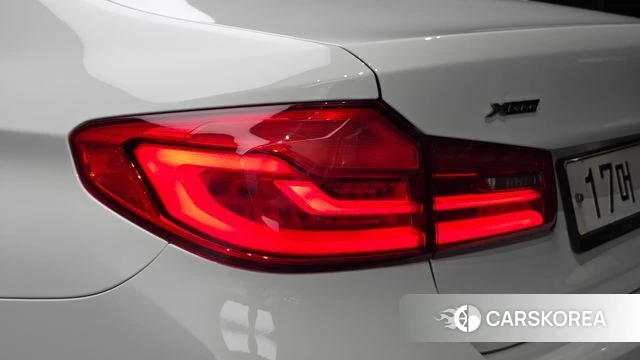 BMW 5 Series (G30) id 4960486 из Кореи 15