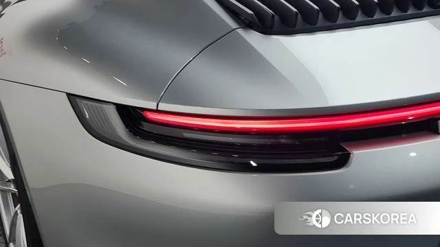 Porsche 911(992) id 4792105 из Кореи 15