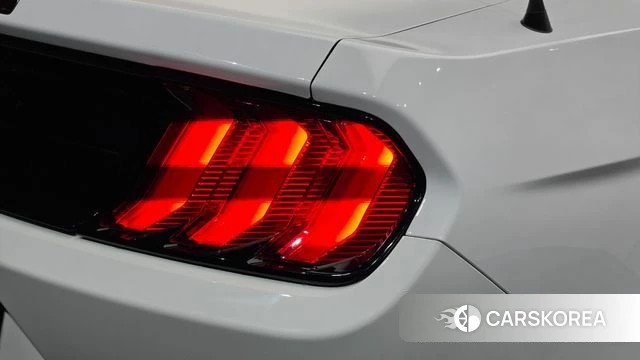 Ford Mustang id 5017165 из Кореи 15